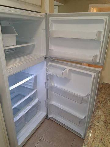 5720 NE 22nd Way 406, Fort Lauderdale, FL 33308