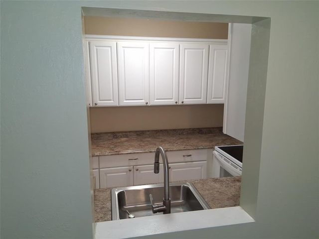 5720 NE 22nd Way 406, Fort Lauderdale, FL 33308