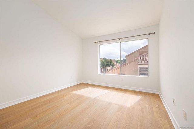 15353 Maturin Dr 115, San Diego, CA 92127