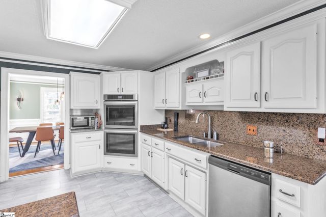 101 Westchester Way, Easley, SC 29642
