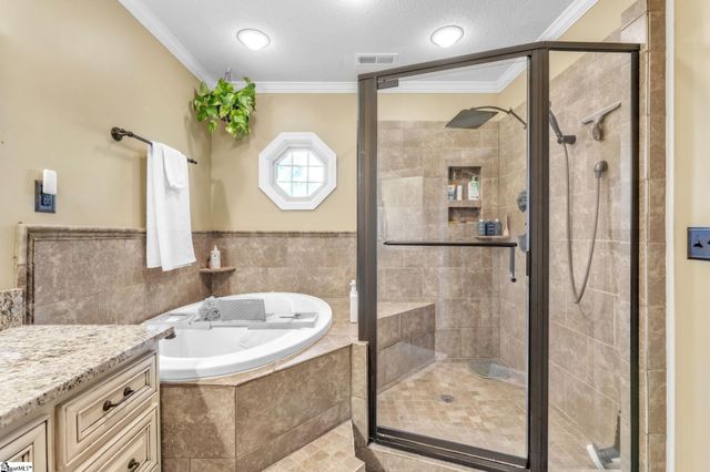 101 Westchester Way, Easley, SC 29642