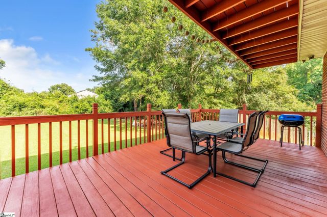 101 Westchester Way, Easley, SC 29642