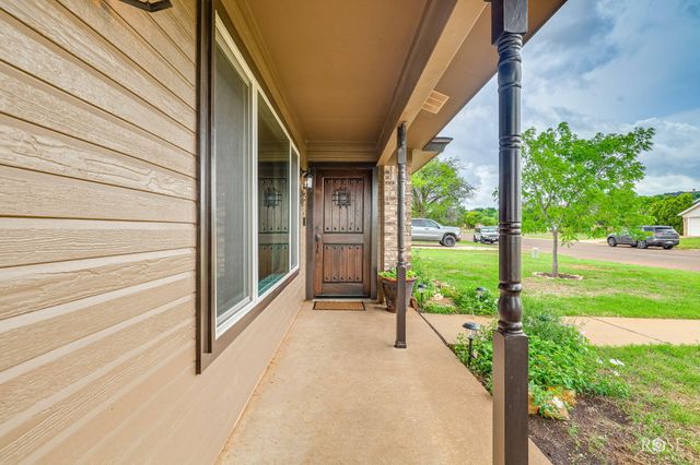 5801 Davenport Drive, San Angelo, TX 76901