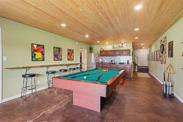 415 Sandpiper Drive, Grand Haven, MI 49417