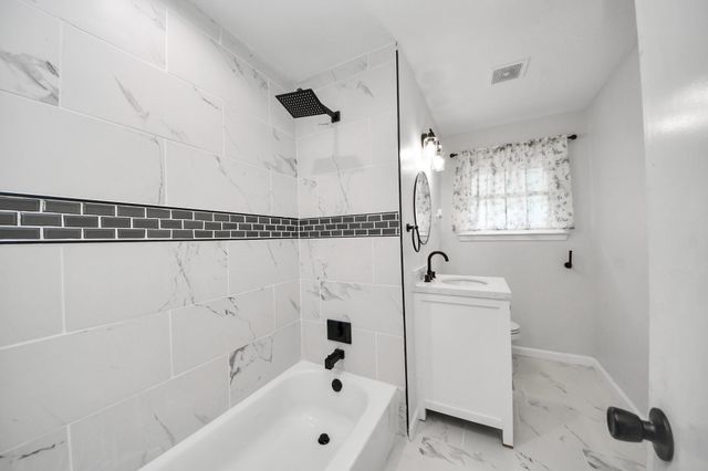 1907 Marguerite Lane, Pasadena, TX 77502