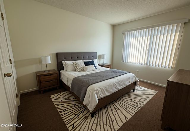 4513 E Riverside Street, Phoenix, AZ 85040