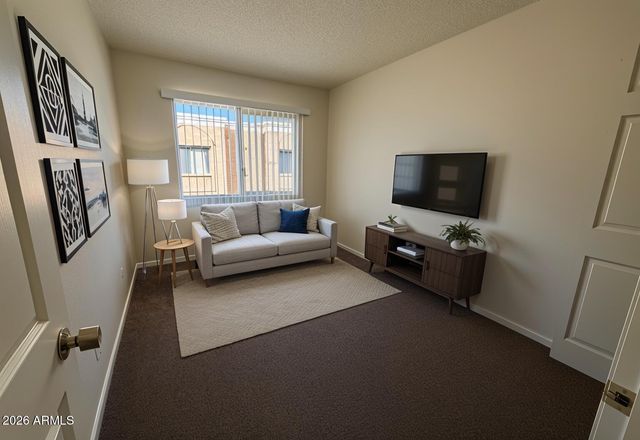 4513 E Riverside Street, Phoenix, AZ 85040