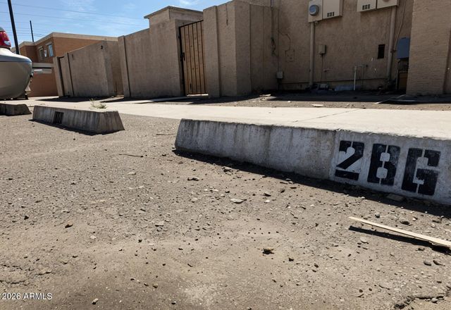 4513 E Riverside Street, Phoenix, AZ 85040