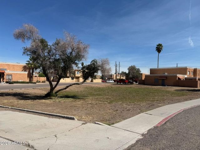 4513 E Riverside Street, Phoenix, AZ 85040