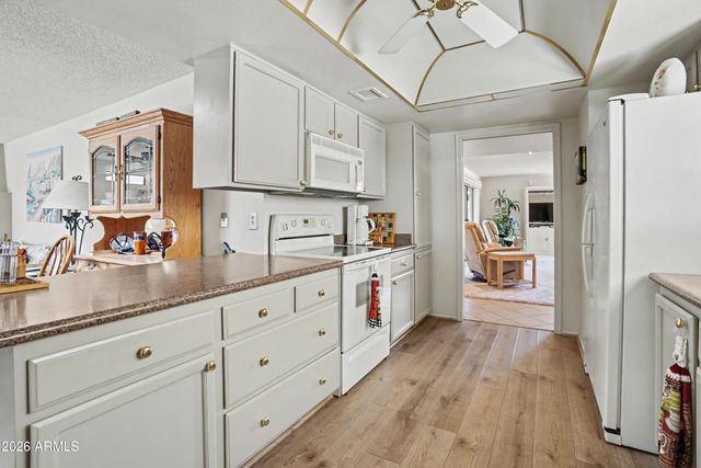 12510 W FLAGSTONE Drive, Sun City West, AZ 85375