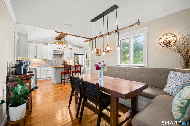 43 Carriage House 43, Enfield, CT 06082