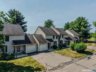 43 Carriage House 43, Enfield, CT 06082