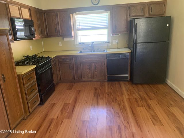 5412 Westhall Ave, Louisville, KY 40214