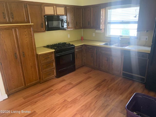 5412 Westhall Ave, Louisville, KY 40214