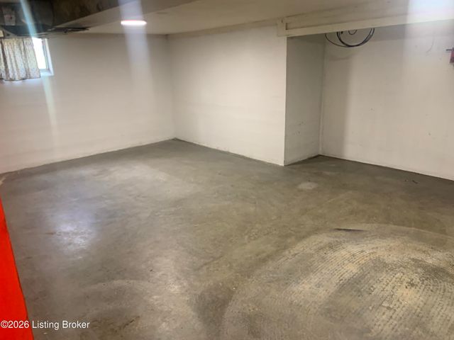5412 Westhall Ave, Louisville, KY 40214