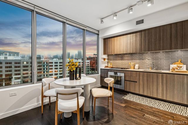 1000 3rd Street 807, San Francisco, CA 94158