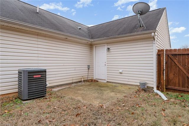 302 Apple Ridge Road, Greensboro, NC 27406