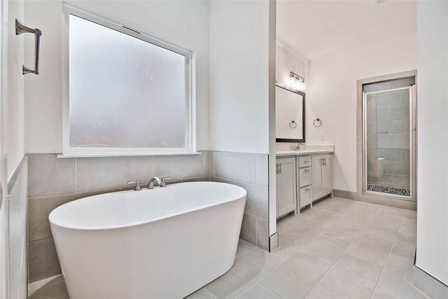 2 Rothbury Lane, Bella Vista, AR 72714