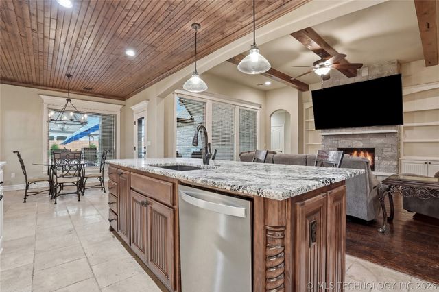 5512 E 124th Street S, Bixby, OK 74008