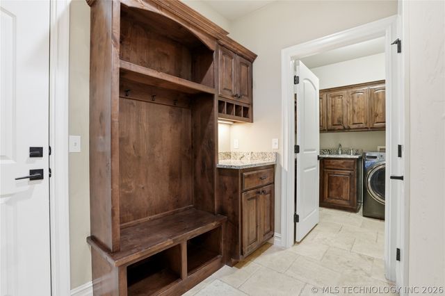 5512 E 124th Street S, Bixby, OK 74008