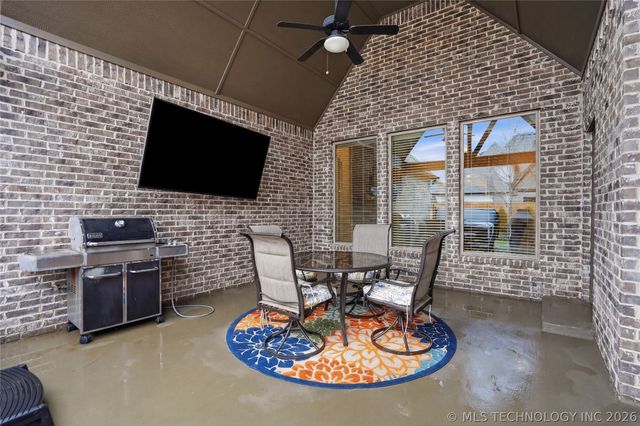 5512 E 124th Street S, Bixby, OK 74008