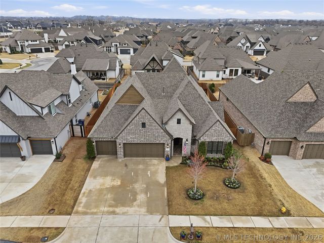 5512 E 124th Street S, Bixby, OK 74008