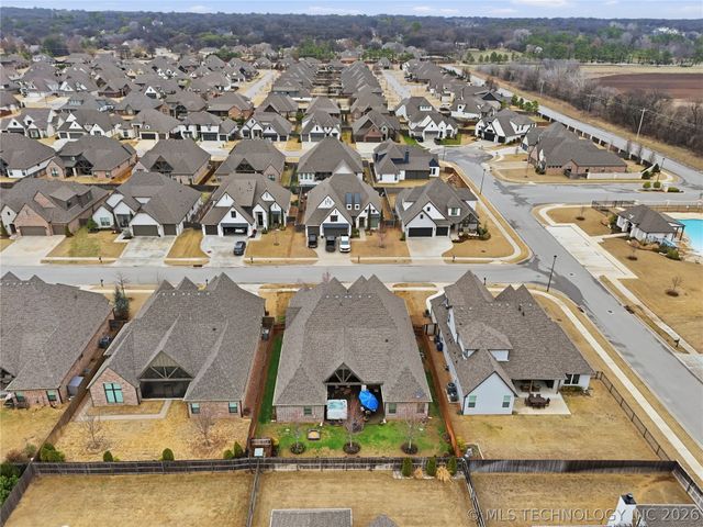 5512 E 124th Street S, Bixby, OK 74008