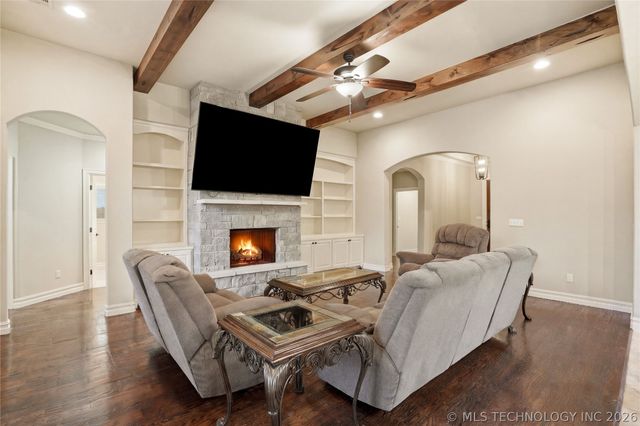 5512 E 124th Street S, Bixby, OK 74008