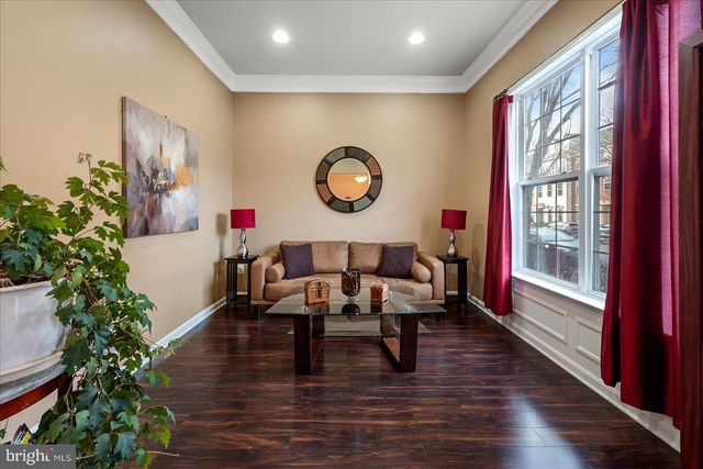 25542 DONEGAL DR, Chantilly, VA 20152