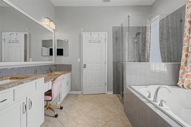 19724 PRINCE BENJAMIN DRIVE, Lutz, FL 33549