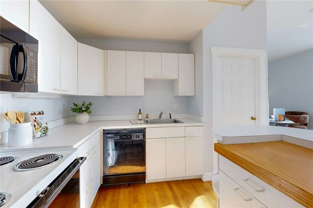 10 East Street 2, Providence, RI 02906