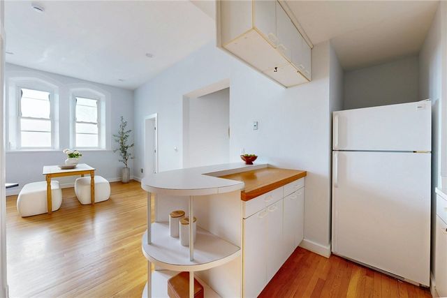 10 East Street 2, Providence, RI 02906