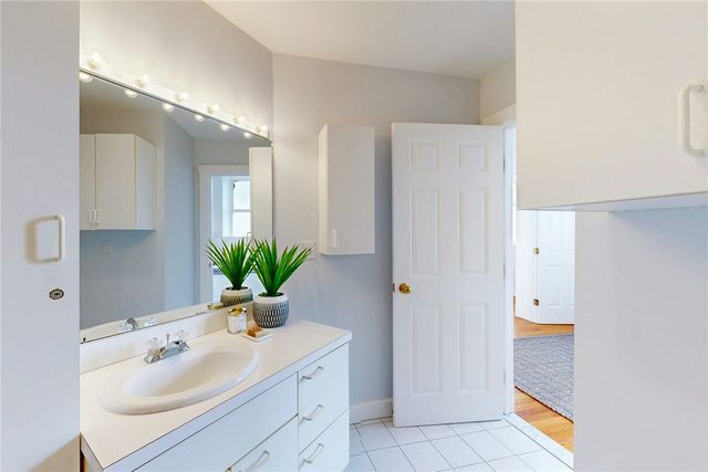 10 East Street 2, Providence, RI 02906