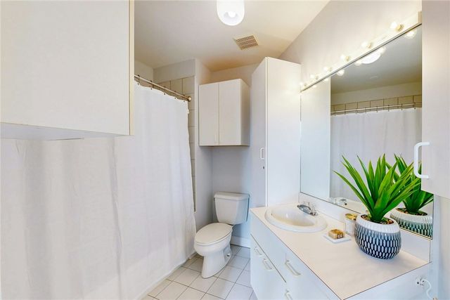 10 East Street 2, Providence, RI 02906