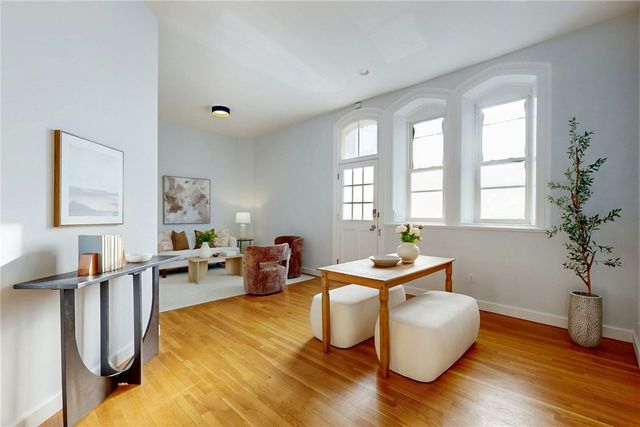 10 East Street 2, Providence, RI 02906