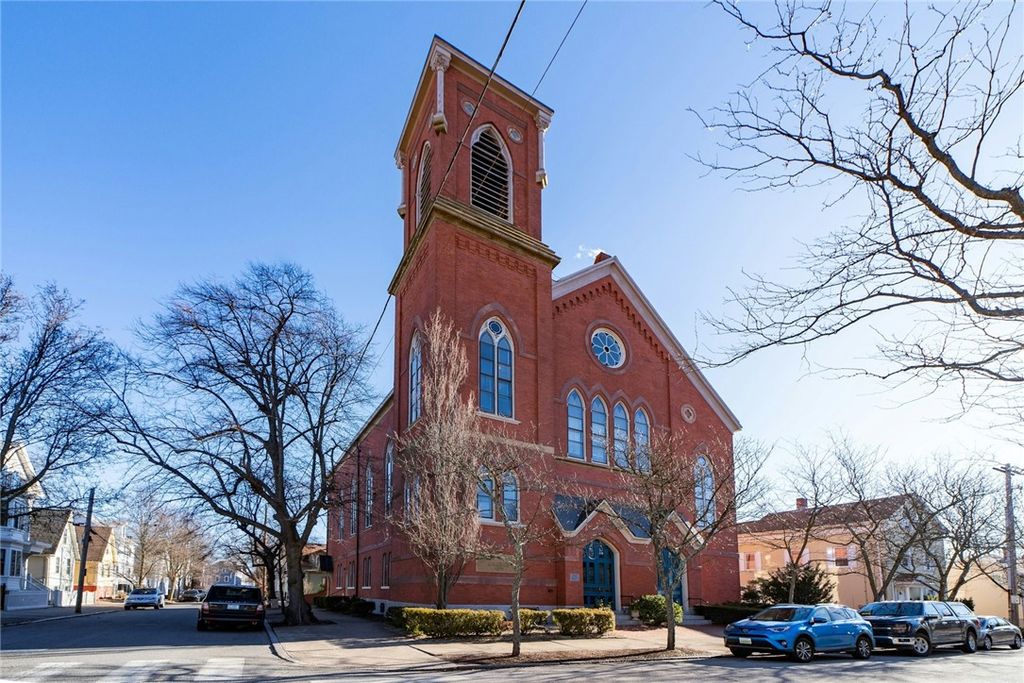 10 East Street 2, Providence, RI 02906