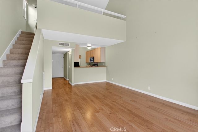 143 Orange Blossom 113, Irvine, CA 92618