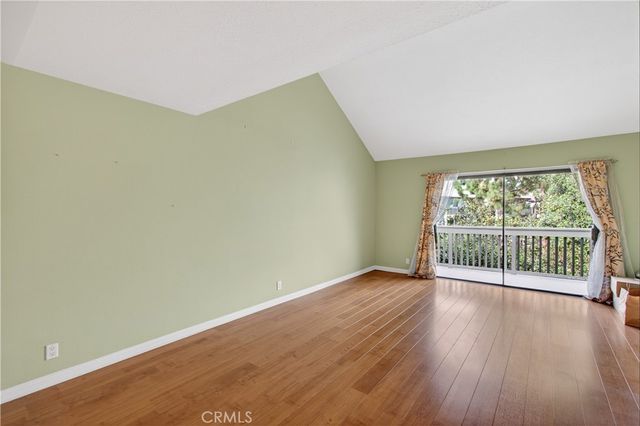 143 Orange Blossom 113, Irvine, CA 92618