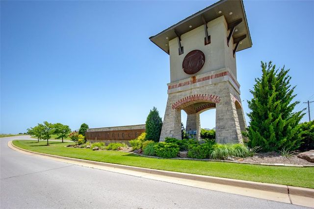 200 Pont Julienn Court, Edmond, OK 73034