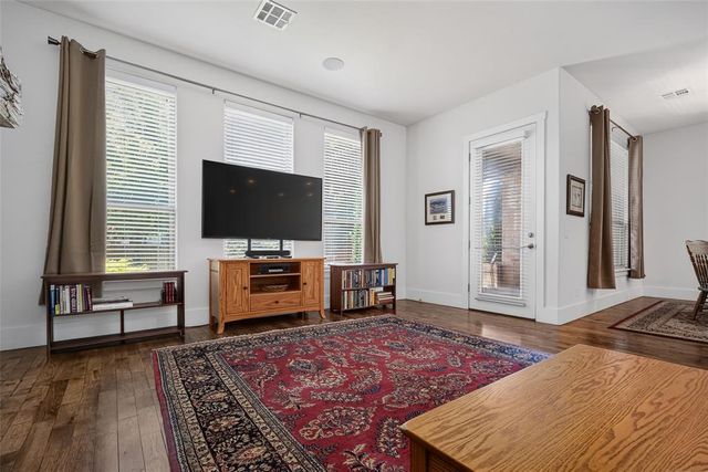 200 Pont Julienn Court, Edmond, OK 73034
