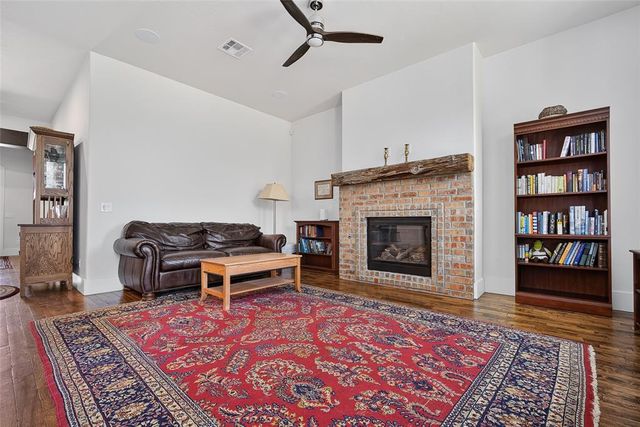 200 Pont Julienn Court, Edmond, OK 73034