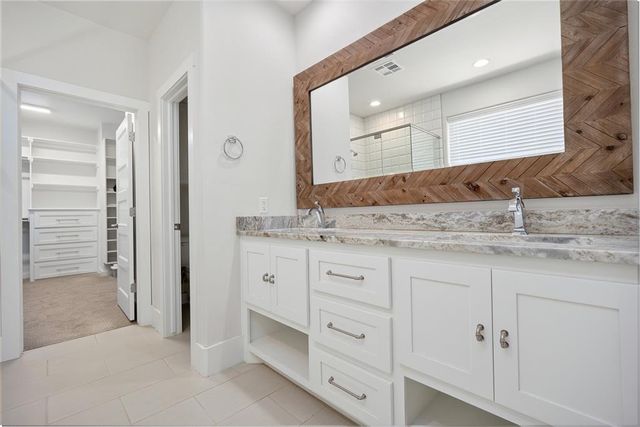 200 Pont Julienn Court, Edmond, OK 73034