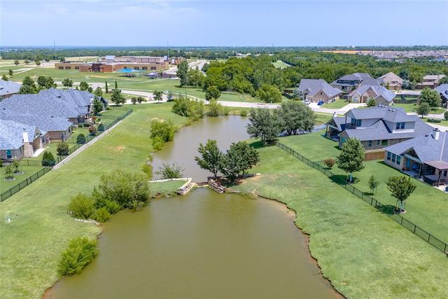 200 Pont Julienn Court, Edmond, OK 73034