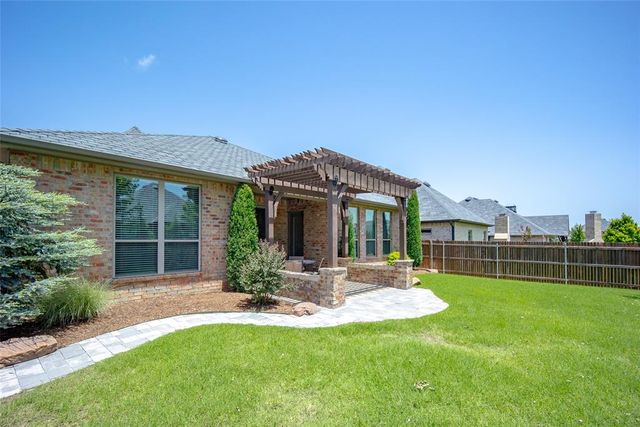 200 Pont Julienn Court, Edmond, OK 73034