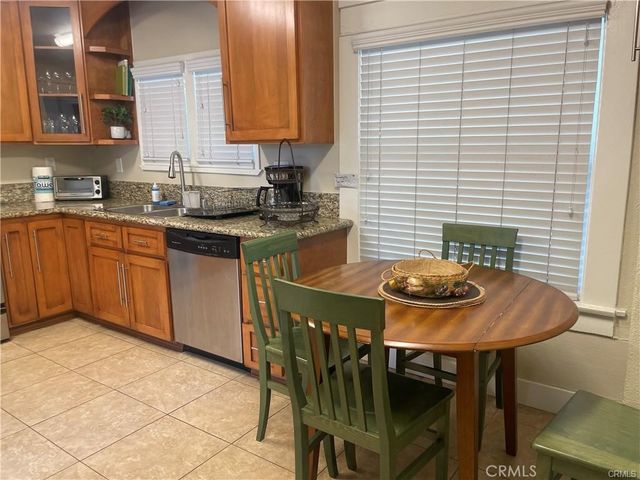 596 E Arrow, Claremont, CA 91711