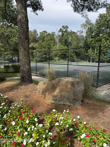 395 Brookview Court, Howell, NJ 07731