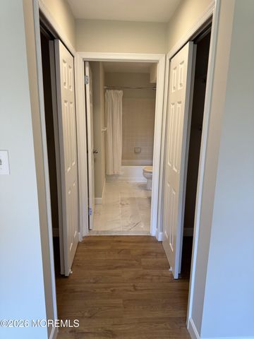 395 Brookview Court, Howell, NJ 07731