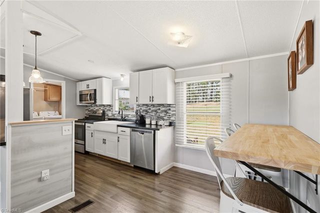 112 Hayes Drive, King, NC 27021