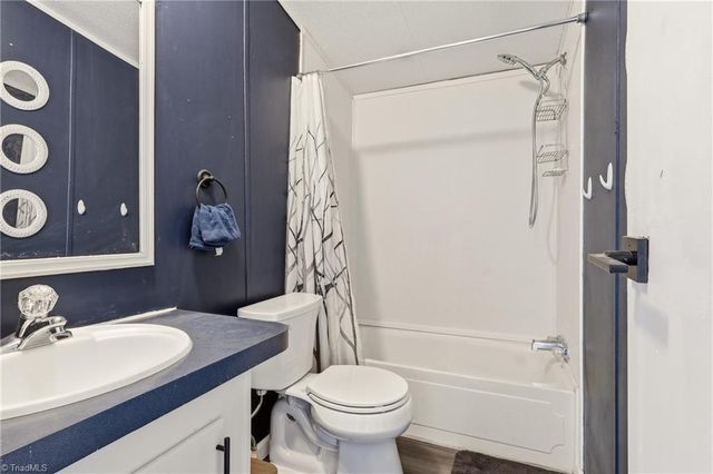 112 Hayes Drive, King, NC 27021