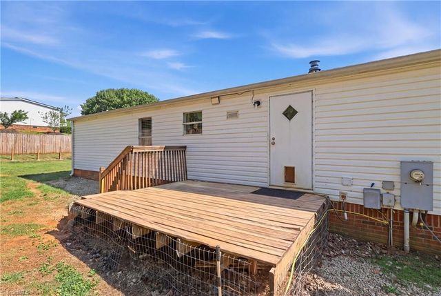 112 Hayes Drive, King, NC 27021